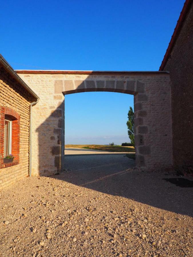 Vila Ferme De Mesangeon Beauvilliers  Exteriér fotografie